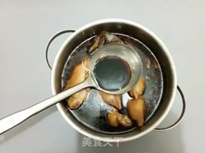 Make Old soup pig hands step 7