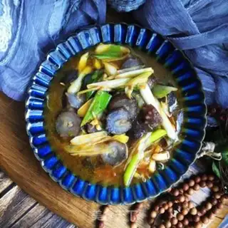 Make The sea cucumber step 9