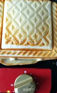 Make Egg cheese sandwich step 5