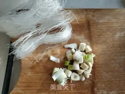 Make A fan of Arctic shrimp dolls step 3