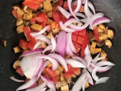 Make Beef sausage rice pizza step 10