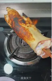 Make Soy pig hoofs step 2
