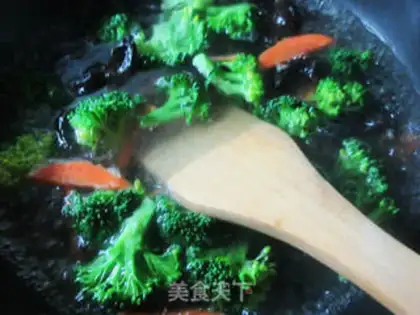 Make Blackwood carrots and broccoli step 1