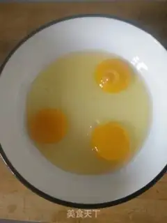 Make Microwave eggs step 1