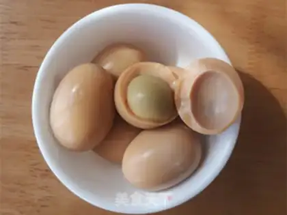 Make Scrambled tea and eggs step 6