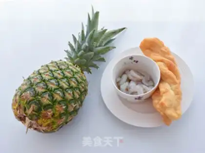 Make Pineapple and shrimp step 0