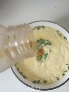 Make Microwave eggs step 5