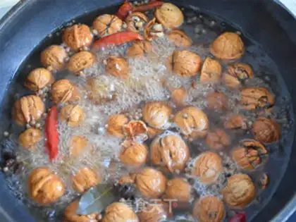 Make Five walnuts step 4
