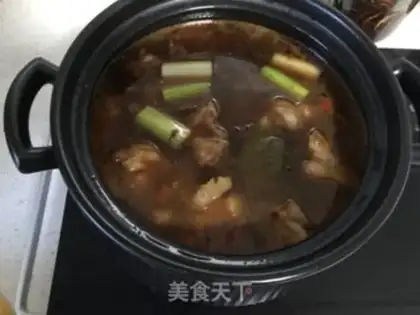 Make Spicy pan pig hoof step 5