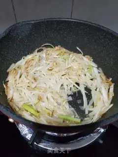 Make Shrimp skin and radish step 6