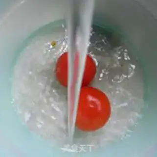 Make Tomato fried eggs step 4