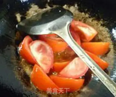 Make Tomato fried eggs step 7