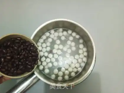 Make The bean powder makes round step 5