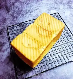 Make Cheese omelet sandwich step 2