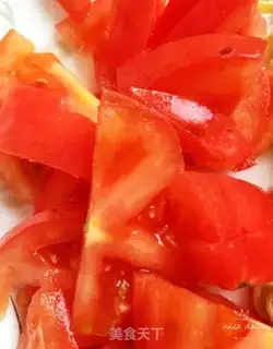 Make Tomato bean lumber egg soup step 0