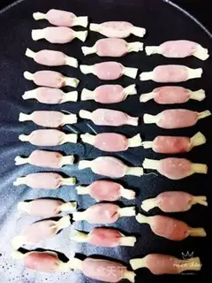 Make Strawberry candy dumplings step 14