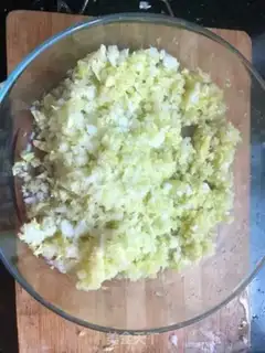 Make Porky pork fan dumplings step 0