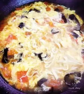 Make Tomato bean lumber egg soup step 14