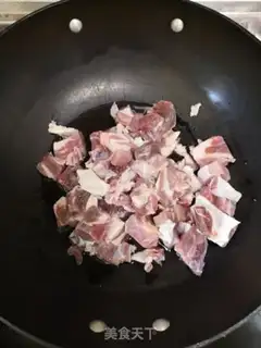 Make The radish stew step 0