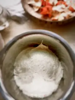 Make Cheese rolls of veggie ham and milk pizza step 0