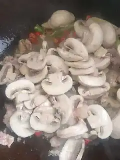 Make Mushroom fried meat step 2