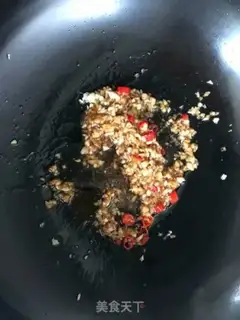Make Garlic peppers, platinum needles, chicken breasts step 5