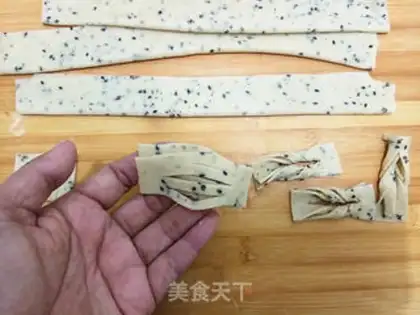 Make Fried leaf step 8
