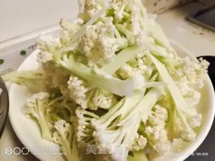 Make Bean petals and chowder step 0
