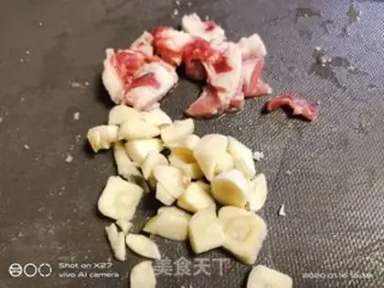 Make Bean petals and chowder step 1
