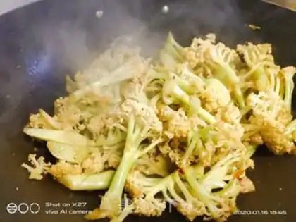 Make Bean petals and chowder step 3