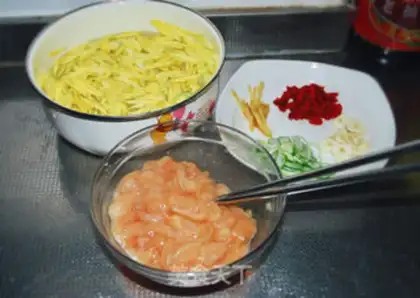 Make Piggy-cracker step 1