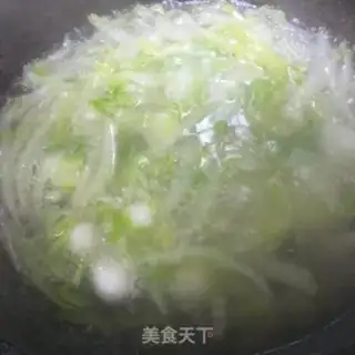 Make The gravy soup in quail eggs step 5