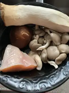 Make Noodle for mushrooms step 0