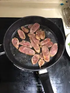 Make Sausage swirling Dutch beans step 1