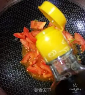 Make Tomato shrimp noodles step 3
