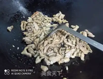 Make Garlic duck intestines step 4
