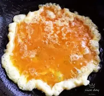 Make Cream eggs and shrimp step 4
