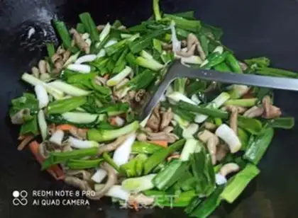 Make Garlic duck intestines step 5