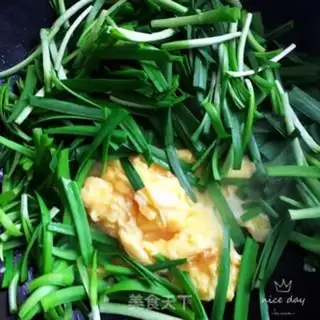 Make Cream eggs and shrimp step 5