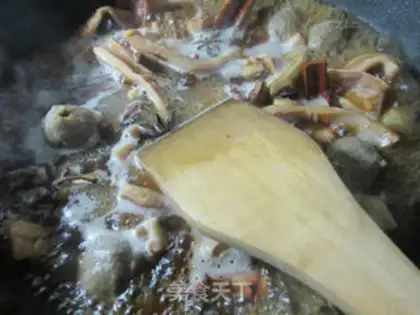 Make The beefballs have fried squid step 12