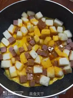 Make Toast ham and eggs step 7