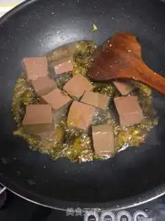 Make A duck blood fan step 5