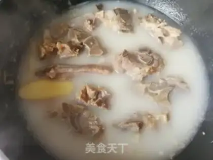 Make Bones soup and vegetables step 7