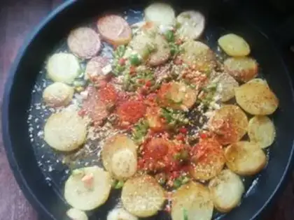 Make Spicy potato chips step 10