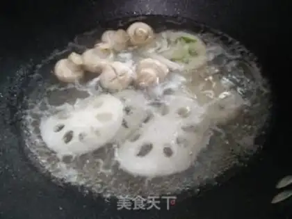 Make Sour soup, sour cow sauce, and weed step 4