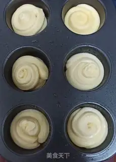 Make Danish chocolate rolls step 2