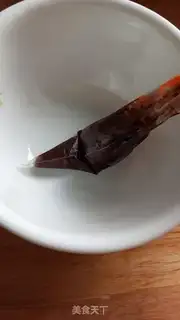 Make Danish chocolate rolls step 4