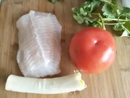 Make Tomato lobster step 0