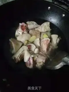 Make Red burning of pigs
