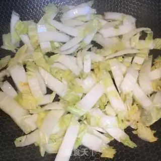 Make The soup for mushrooms and egg dumplings step 2